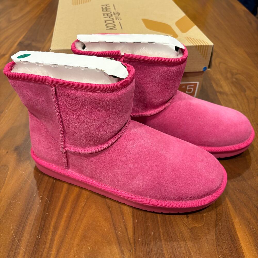 NWT Youth Size 5 Koolaburra by UGGMini Suede Winter Boots